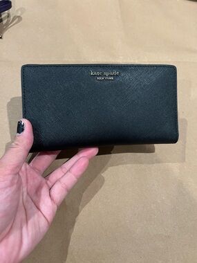 kate spade Black Saffiano Leather Continental bifold Wallet